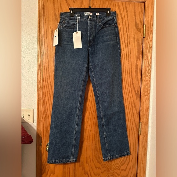 Re/Done Originals Highrise Medium Flare - NWT - Size 30 - Picture 2 of 10